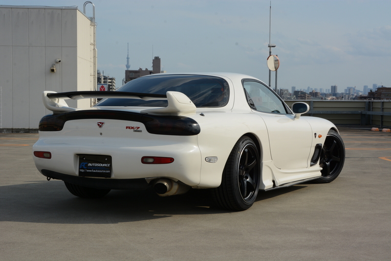 FD3S RX-7 Type RB Panda black/white with mods!