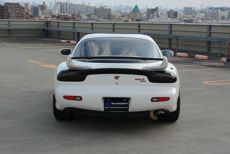 FD3S RX-7 Type RB Panda black/white with mods!