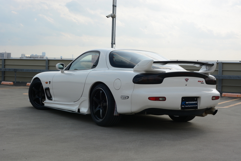 FD3S RX-7 Type RB Panda black/white with mods!