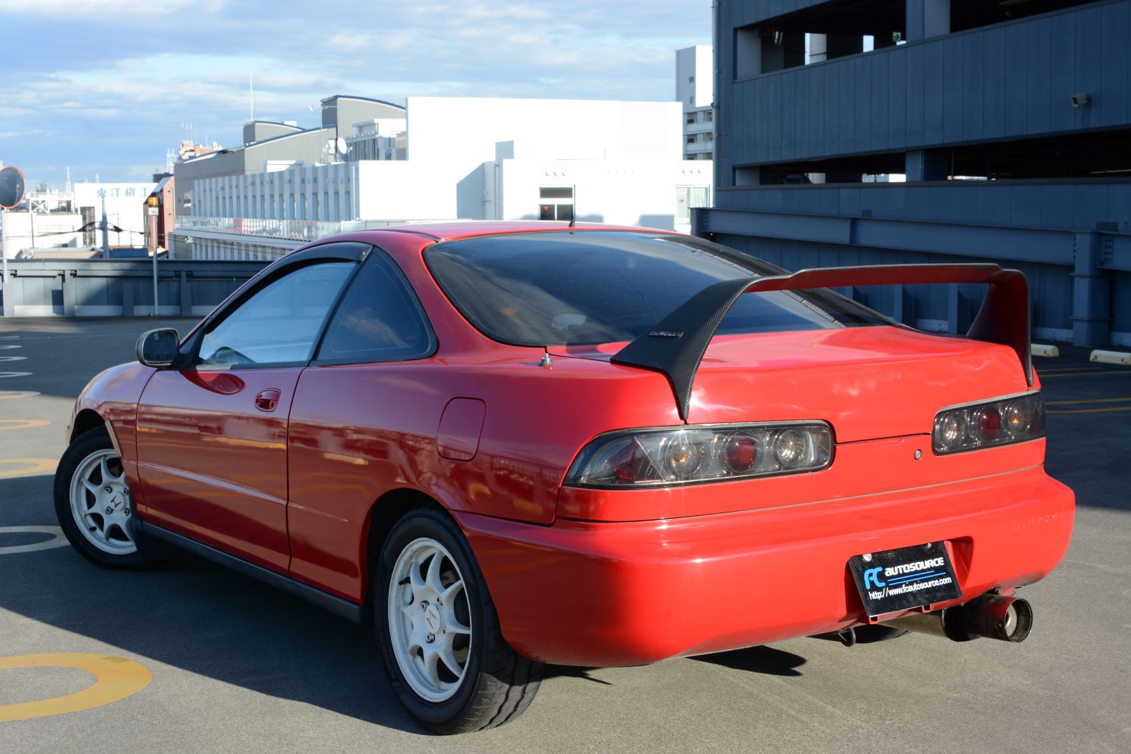 DC2 Honda Integra Si with B18C VTEC engine and USDM fascia!