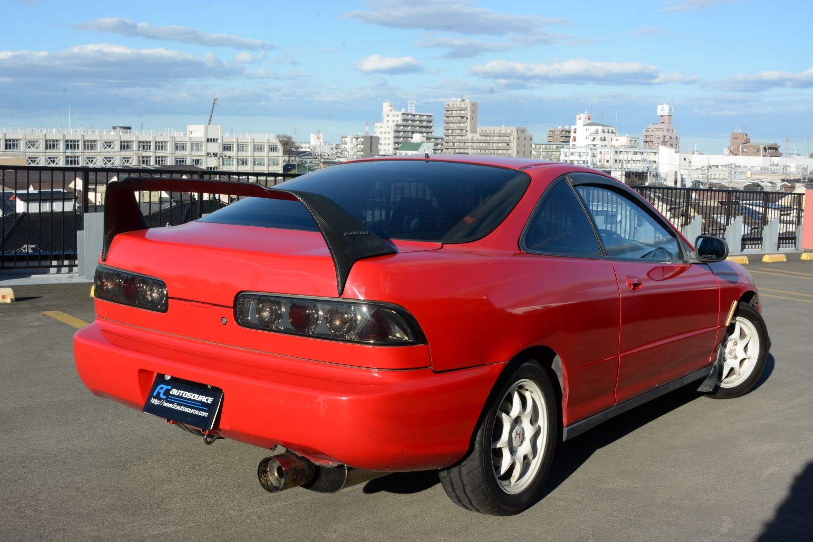 DC2 Honda Integra Si with B18C VTEC engine and USDM fascia!