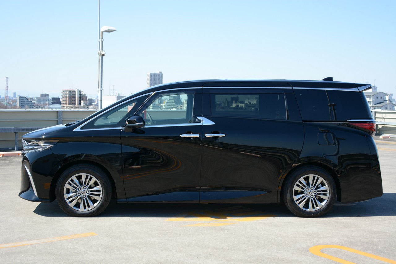 Toyota 40 series New Alphard Hybrid