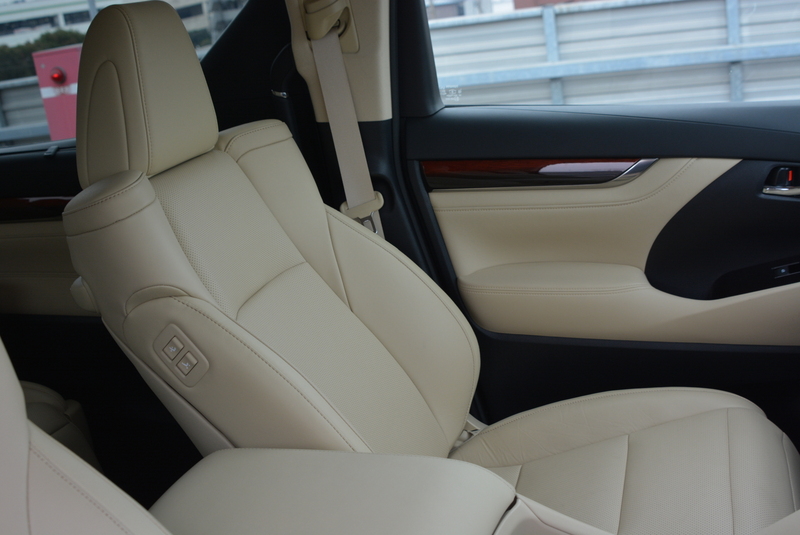 30 Series Toyota Alphard 3.5GF 4WD 