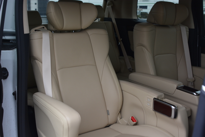 30 Series Toyota Alphard 3.5GF 4WD 