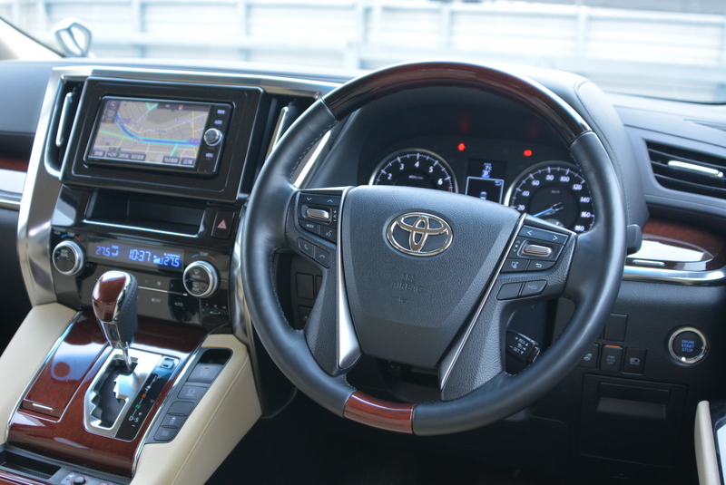 30 Series Toyota Alphard 3.5GF 4WD 