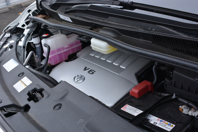 30 Series Toyota Alphard 3.5GF 4WD 